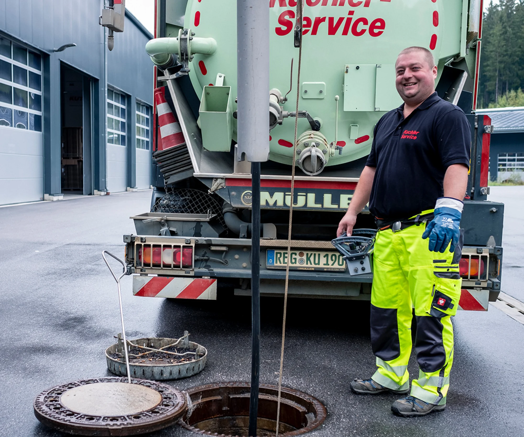 Kanalreinigung von Schächten und Hausanschlüssen in Grafling
